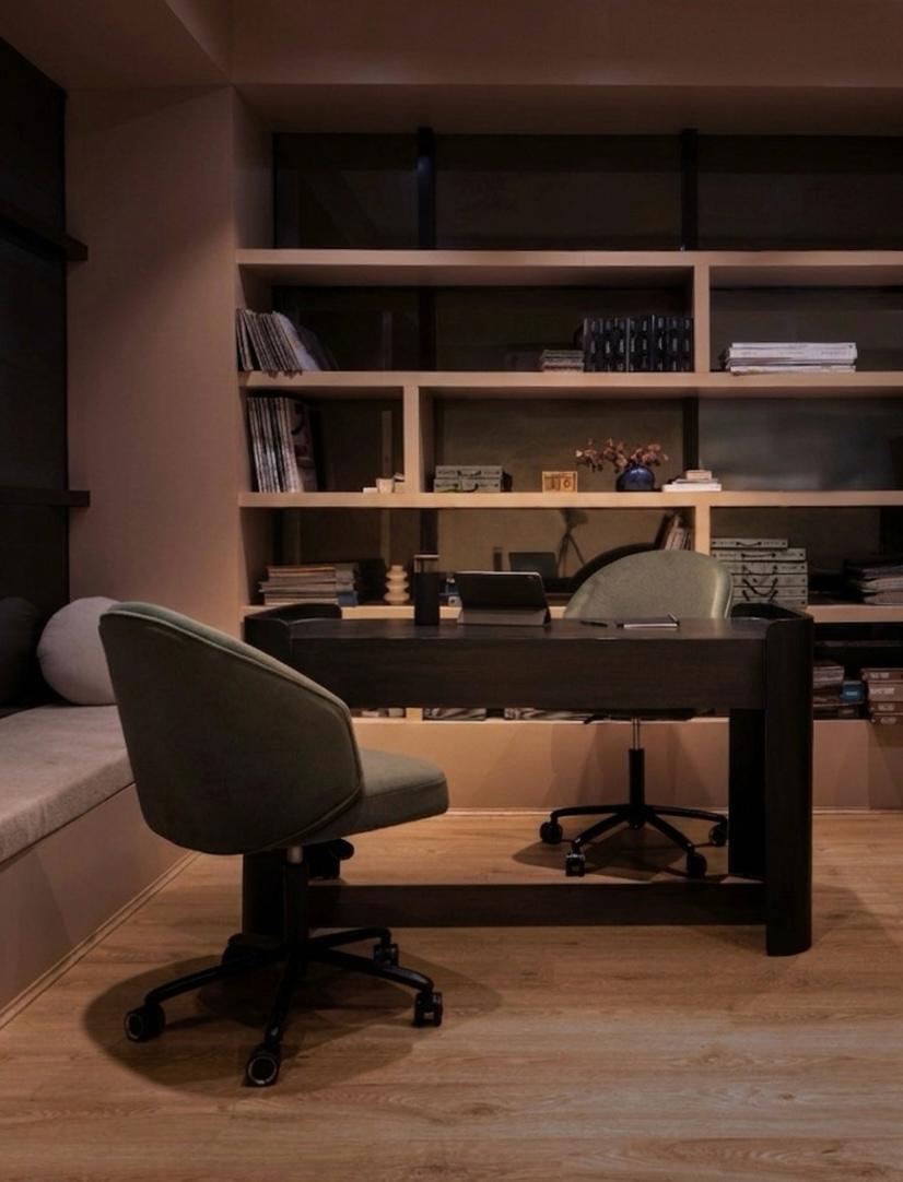 Revolve Chair on site
